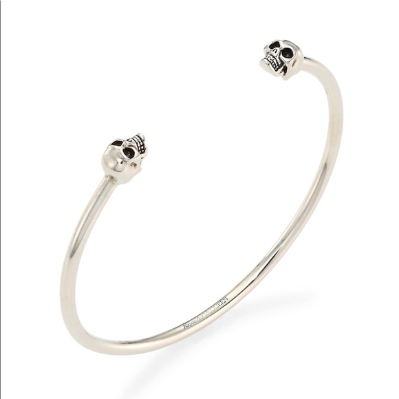 Alexander McQueen Jewelry - Alexander McQueen Thin Twin Skull Cuff Bracelet in Antique Silver
